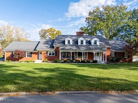 1575 Bellevue Dr, Wooster, OH 44691