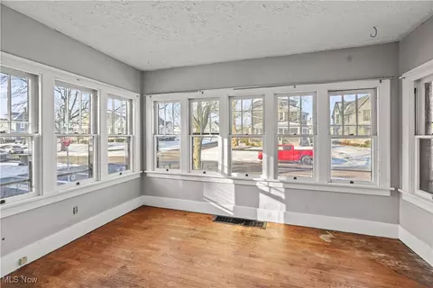 537 Clark St, Willard, OH 44890 photo 14