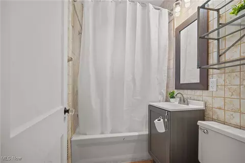 537 Clark St, Willard, OH 44890 photo 17