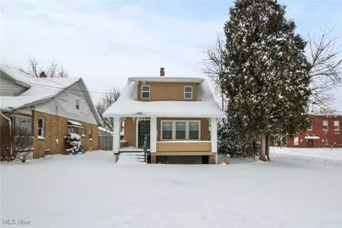2003 E Midlothian Blvd, Youngstown, OH 44502