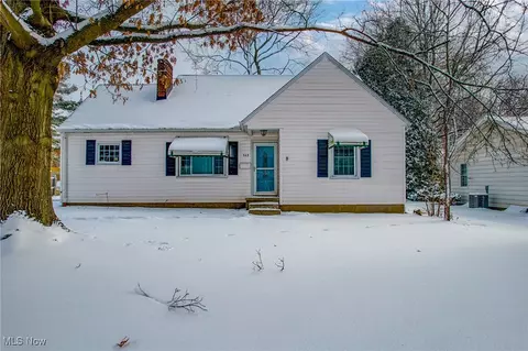 555 Highland Ave, Wadsworth, OH 44281
