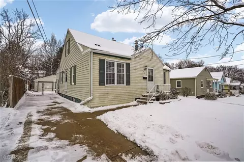 Exterior - 523 Evans Ave, Akron, OH 44310 photo 2 of 7