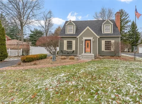 276 S Cadillac Dr, Boardman, OH 44512