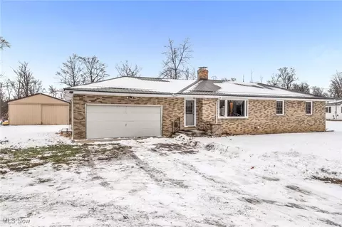 7191 Spencer Lake Rd, Medina, OH 44256
