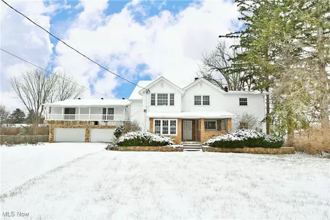 9140 Woodworth Rd, North Lima, OH 44452