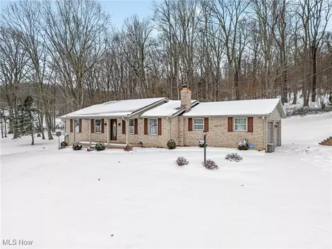 24332 Sandy Creek Rd, Minerva, OH 44657