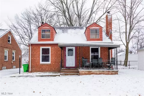 355 E 257th St, Euclid, OH 44132