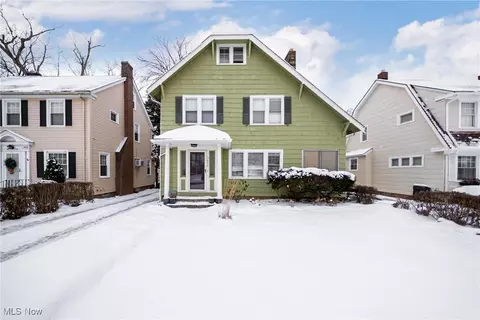 3452 Menlo Rd, Shaker Heights, OH 44120