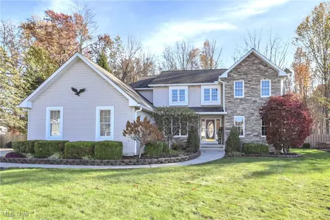 34837 Shawn Dr, North Ridgeville, OH 44039