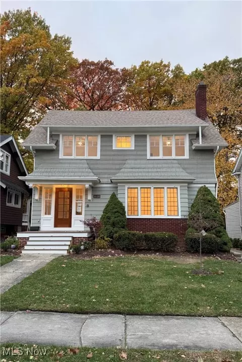 1610 Marlowe Ave, Lakewood, OH 44107