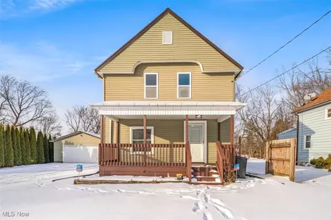 1723 E 49th St, Ashtabula, OH 44004