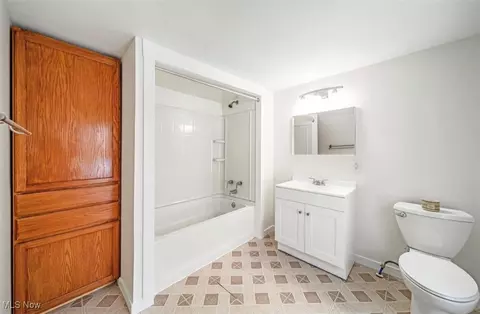 Bath - 1723 E 49th St, Ashtabula, OH 44004 photo 2 of 2