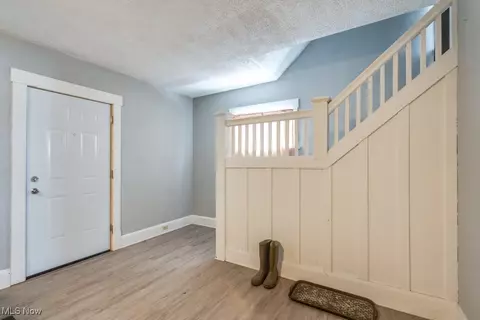 Entry Way - 342 Arlington Ave NW, Canton, OH 44708 photo 1 of 1