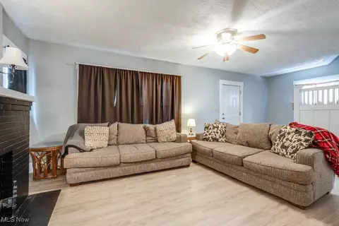 Living - 342 Arlington Ave NW, Canton, OH 44708 photo 1 of 3
