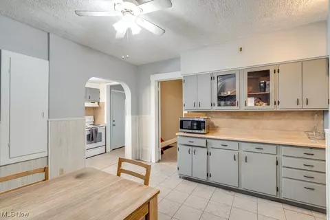 Kitchen - 342 Arlington Ave NW, Canton, OH 44708 photo 2 of 4