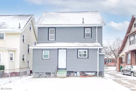 Exterior - 342 Arlington Ave NW, Canton, OH 44708 photo 4 of 5
