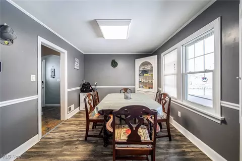 Dining - 3129 Lincoln Dr, Ashtabula, OH 44004 photo 1 of 2