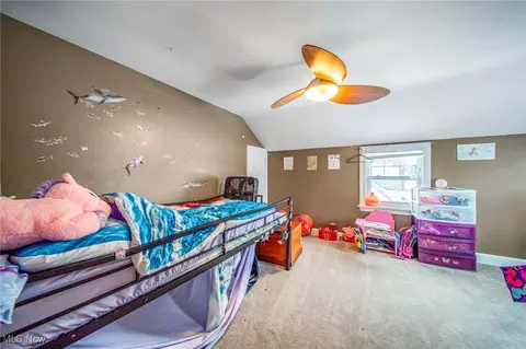 Bedroom - 3129 Lincoln Dr, Ashtabula, OH 44004 photo 1 of 7
