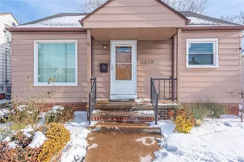 4529 W 150th St, Cleveland, OH 44135