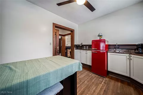 Kitchen - 977 W Prospect Rd, Ashtabula, OH 44004 photo 1 of 4