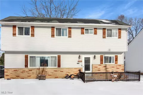 31705 Daniel Dr, Willowick, OH 44095