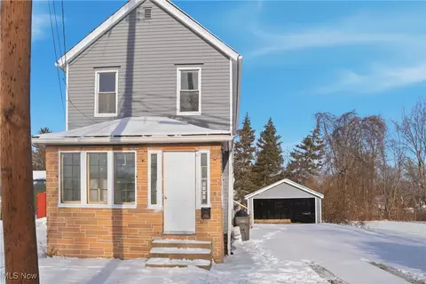 2458 Vestal Rd, Youngstown, OH 44509