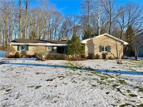 7465 Yellow Creek Dr, Poland, OH 44514