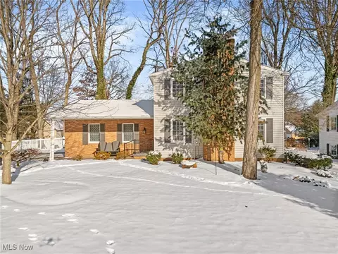 2246 Stoner Ave NE, Massillon, OH 44646