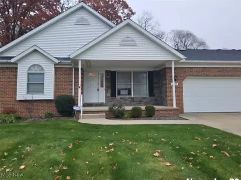 1469 Cove St NW, Uniontown, OH 44685
