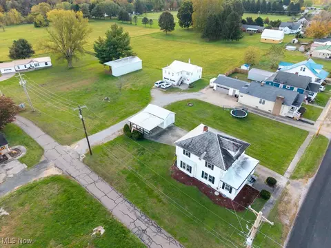 View/Area - 322 And 318 3rd St, Beverly, OH 45715 photo 2 of 5