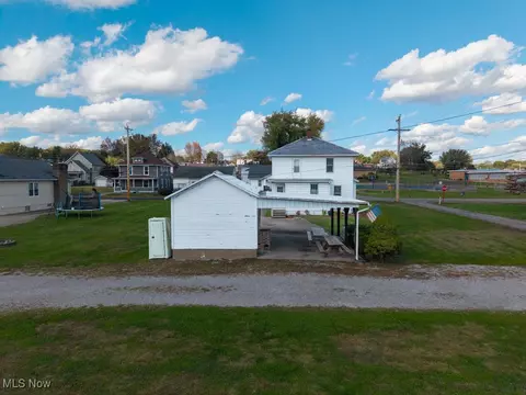 Exterior - 322 And 318 3rd St, Beverly, OH 45715 photo 3 of 6