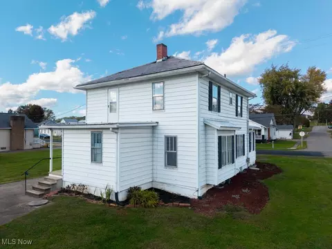 Exterior - 322 And 318 3rd St, Beverly, OH 45715 photo 2 of 6
