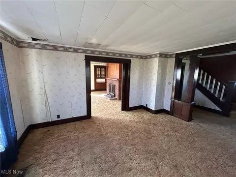 Living - 322 And 318 3rd St, Beverly, OH 45715 photo 2 of 7