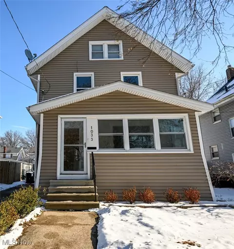 1033 Herberich Ave, Akron, OH 44301