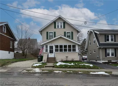 485 Lloyd St, Barberton, OH 44203