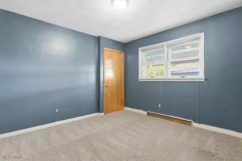 Bedroom - 3485 Brunk Rd, Akron, OH 44312 photo 3 of 6