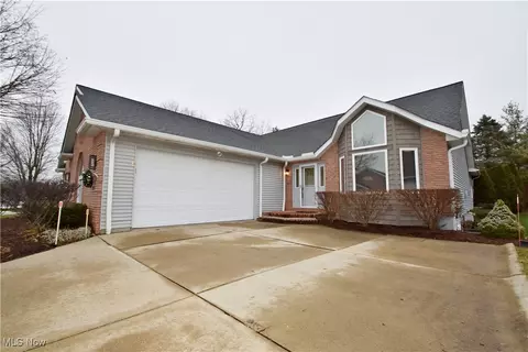 3967 Dogleg Trl, Medina, OH 44256