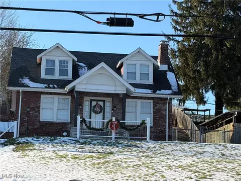 2809 Saint Clair Ave, East Liverpool, OH 43920