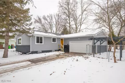 706 Archer Rd, Bedford, OH 44146