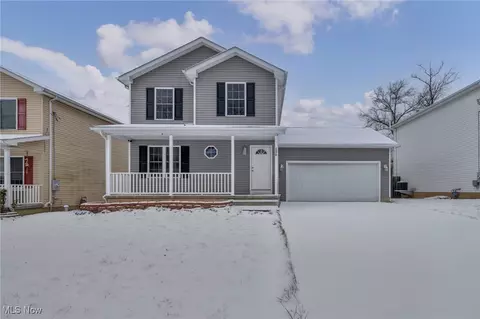 1870 Issaquah St, Cuyahoga Falls, OH 44221