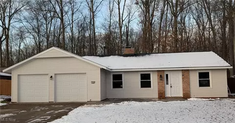 5428 Mills Creek Ln, North Ridgeville, OH 44039