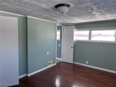 Bedroom - 2117 W 19th St, Ashtabula, OH 44004 photo 1 of 4