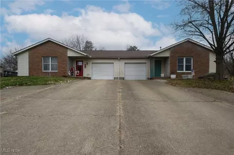 1735 Ledgewood Blvd NE, Massillon, OH 44646