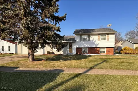 4034 Meister Rd, Lorain, OH 44053