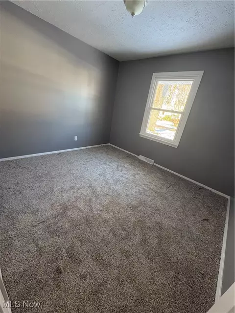 42141 Emerson Ct, Elyria, OH 44035 photo 12