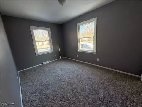 42141 Emerson Ct, Elyria, OH 44035 photo 10