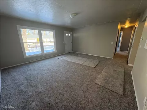 42141 Emerson Ct, Elyria, OH 44035 photo 9