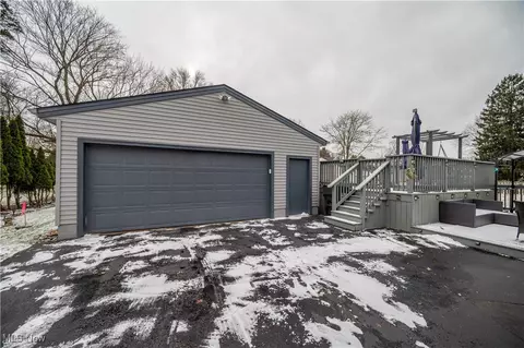 121 Centervale Ave, Boardman, OH 44512 photo 6