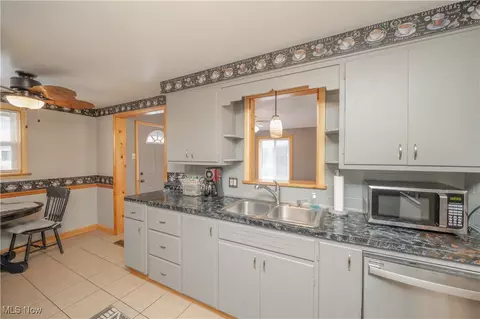 121 Centervale Ave, Boardman, OH 44512 photo 17