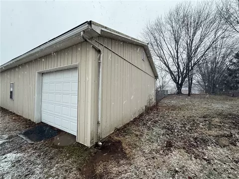 9076 E Southview St, Minerva, OH 44657 photo 5
